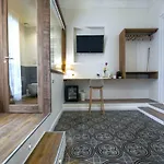 Bed In 4*