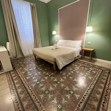 Bed In Gæstehus