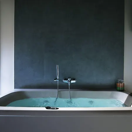 Bed In 4* 팔레르모
